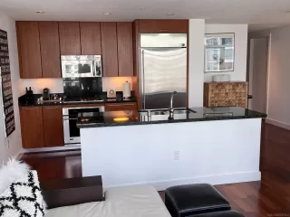 Photo #6: 230003221 Listing 