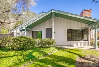 Photo #3: 230003237 Listing