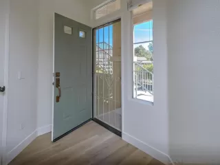 Photo #2: 230003251 Listing