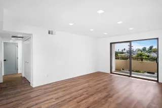 Photo #4: 230003281 Listing