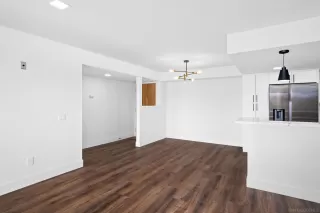 Photo #5: 230003281 Listing