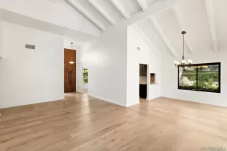 Photo #5: 230003297 Listing