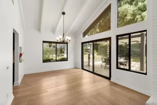 Photo #6: 230003297 Listing