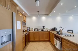 Photo #6: 230003310 Listing