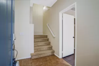 Photo #3: 230003323 Listing