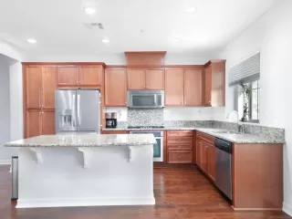 Photo #3: 230003326 Listing 