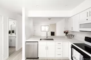 Photo #5: 230003351 Listing 