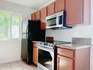 Photo #6: 230003391 Listing