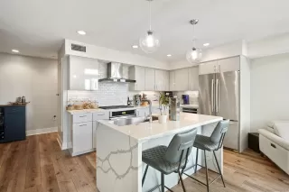 Photo #4: 230003420 Listing 