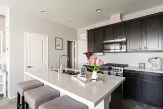 Photo #3: 230003432 Listing