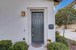 Photo #2: 230003435 Listing