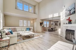 Photo #3: 230003435 Listing