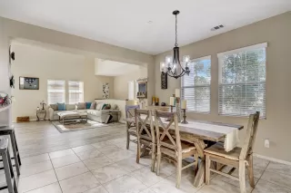 Photo #4: 230003435 Listing