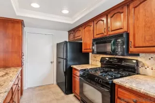 Photo #6: 230003465 Listing