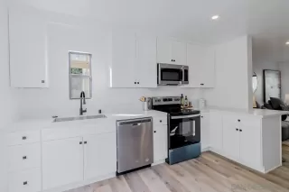 Photo #6: 230003580 Listing