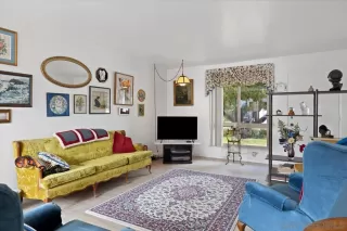 Photo #4: 230003635 Listing