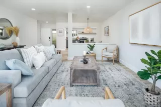 Photo #5: 230003660 Listing 