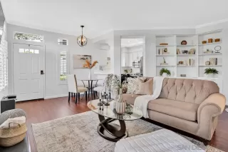 Photo #1: 230003663 Listing 