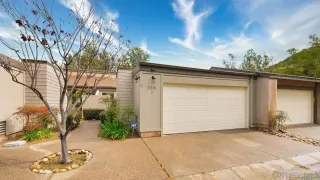 Photo #5: 230003684 Listing