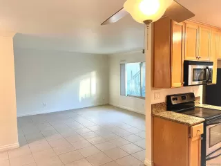 Photo #4: 230003726 Listing