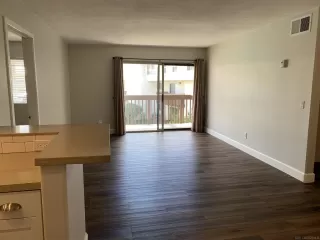 Photo #6: 230003730 Listing