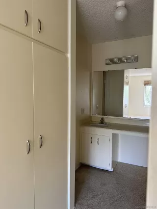 Photo #4: 230003741 Listing 