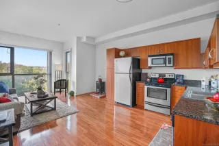 Photo #4: 230003775 Listing 