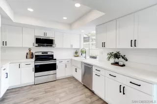 Photo #1: 230003780 Listing 