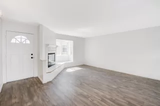 Photo #5: 230003780 Listing 