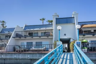 Photo #4: 230003830 Listing 