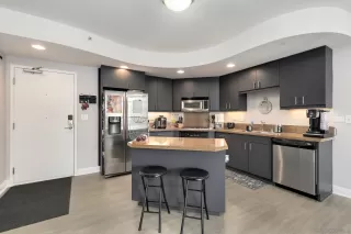 Photo #2: 230003840 Listing 