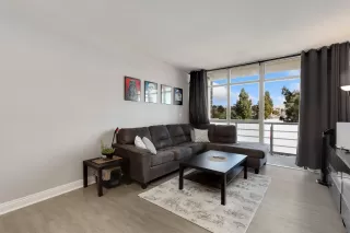 Photo #4: 230003840 Listing 