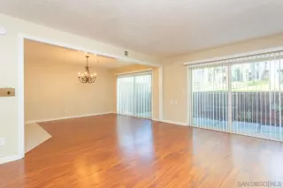 Photo #4: 230003856 Listing