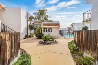 Photo #5: 230003893 Listing