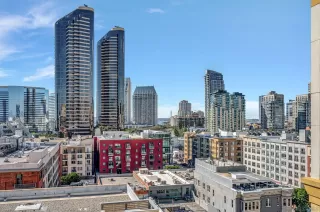 Photo #3: 230003898 Listing