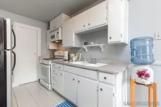 Photo #3: 230003919 Listing 