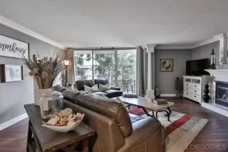 Photo #3: 230003987 Listing