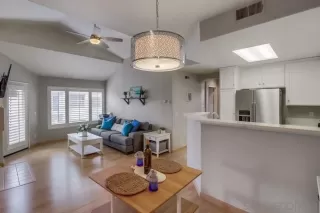 Photo #4: 230003989 Listing