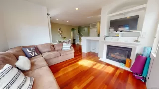 Photo #3: 230003991 Listing