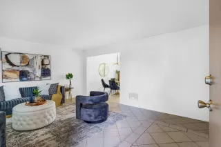 Photo #4: 230004008 Listing