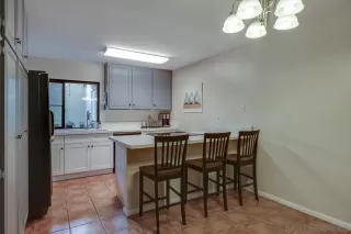 Photo #2: 230004025 Listing