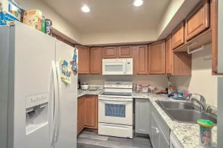 Photo #3: 230004039 Listing