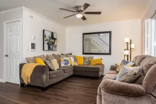 Photo #1: 230004051 Listing 
