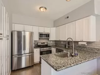 Photo #6: 230004053 Listing