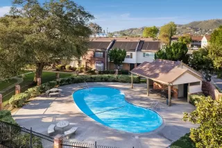 Photo #2: 230004075 Listing