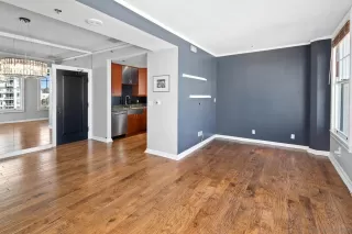 Photo #2: 230004084 Listing