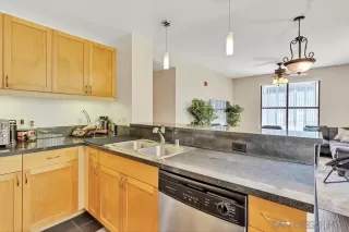 Photo #4: 230004085 Listing