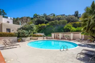 Photo #5: 230004087 Listing