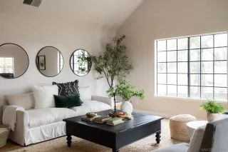 Photo #2: 230004108 Listing