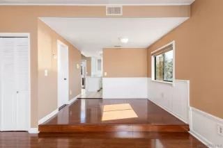 Photo #6: 230004113 Listing